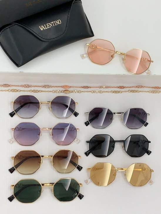 Picture of Valentino Sunglasses _SKUfw62831511fw